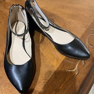 Like new ankle strap flats